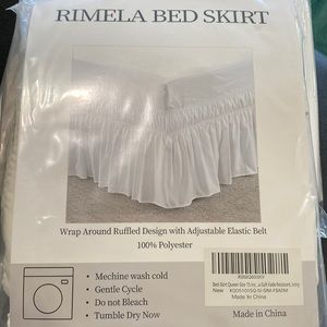 Ruffled Bed Skrit